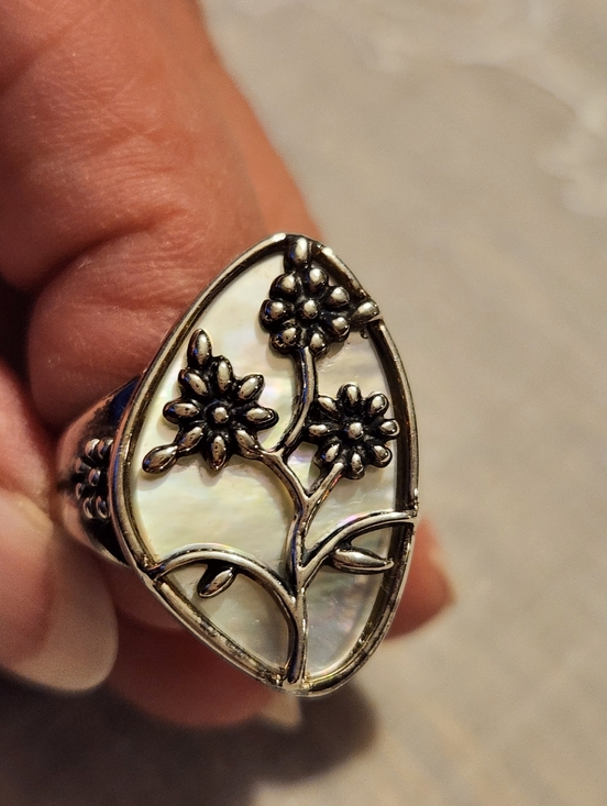 Carolyn Pollack Jewelry - Veronica Benally Sterling Silver Mother-of-Pearl Floral Ring SIZE 9